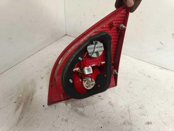 FEU ARRIERE GAUCHE KIA VENGA 2010-2014 - Vue 2